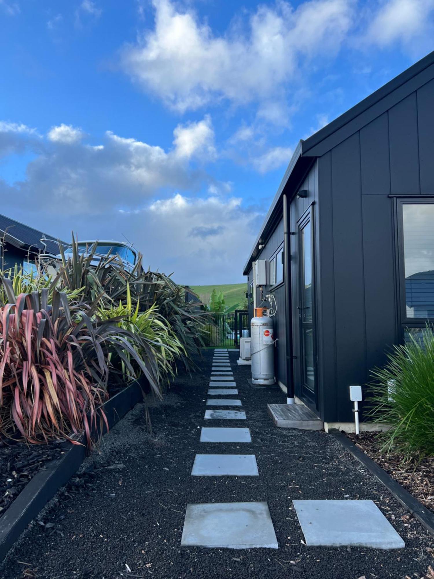 Private By The Beach Whitianga Bagian luar foto