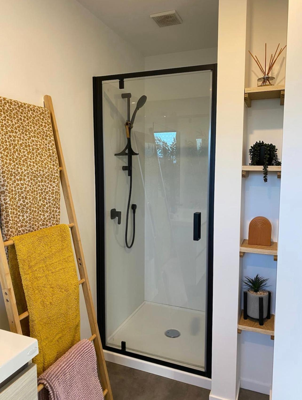 Private By The Beach Whitianga Bagian luar foto